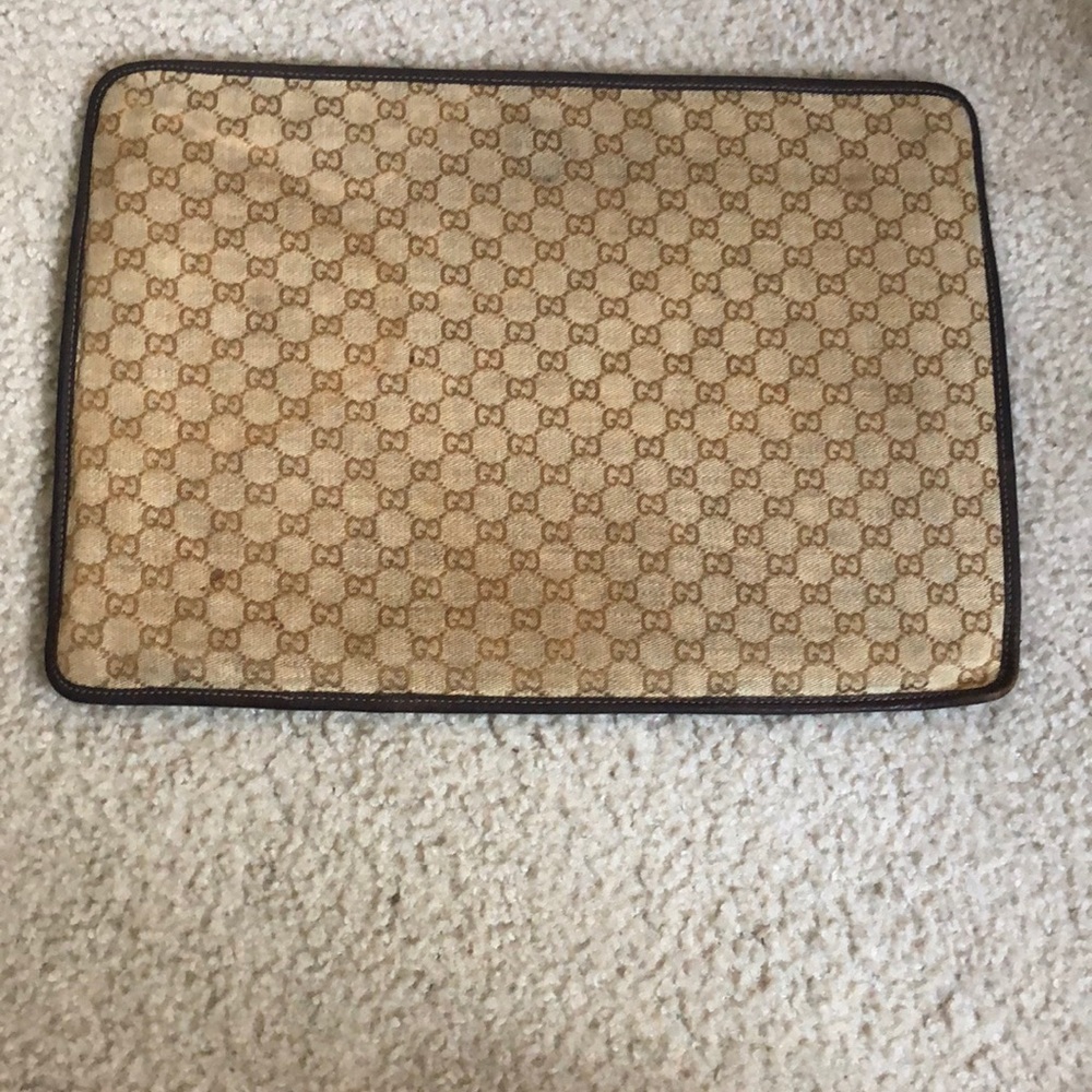 Gucci Portfolio - Picture 2 of 4